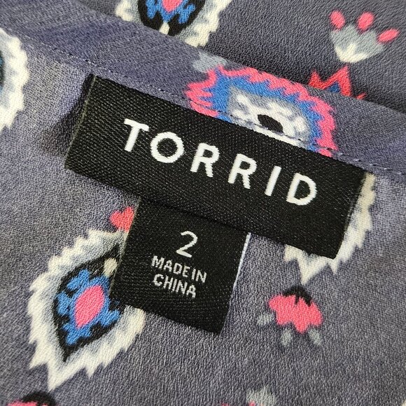 EUC, Torrid, Sleeveless Blouse - Picture 7 of 8